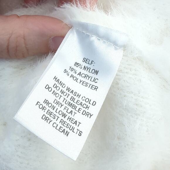 Lulus Weekend in Aspen Bow Tie Back Fuzzy White Backless Sweater Women's Small S - Picture 7 of 11